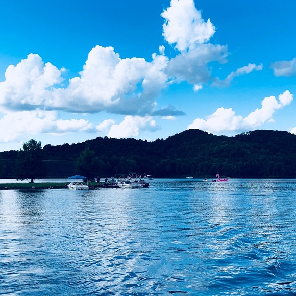 💛💙💛💙 Meet your POSHMARK AMBASSADOR 💛💙💛💙 - Picture 3 of 5